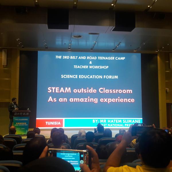 Delegasi The 3rd belt and road Tenager Maker Camp and Teacher Workshop Di Nanning, China