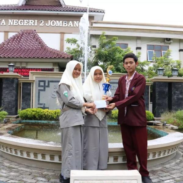 Juara 1 LKTI Innove SMAN 2 Jombang 2023